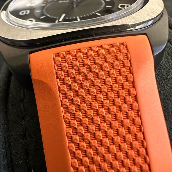 NEW HERMÈS H08 Titanium Automatic Men's watch W049430WW00, 42 mm w/ Receip $5500 - Picture 8 of 16